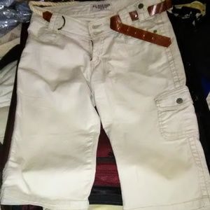 US Polo walking cargo shorts Size 5/6 rope belt